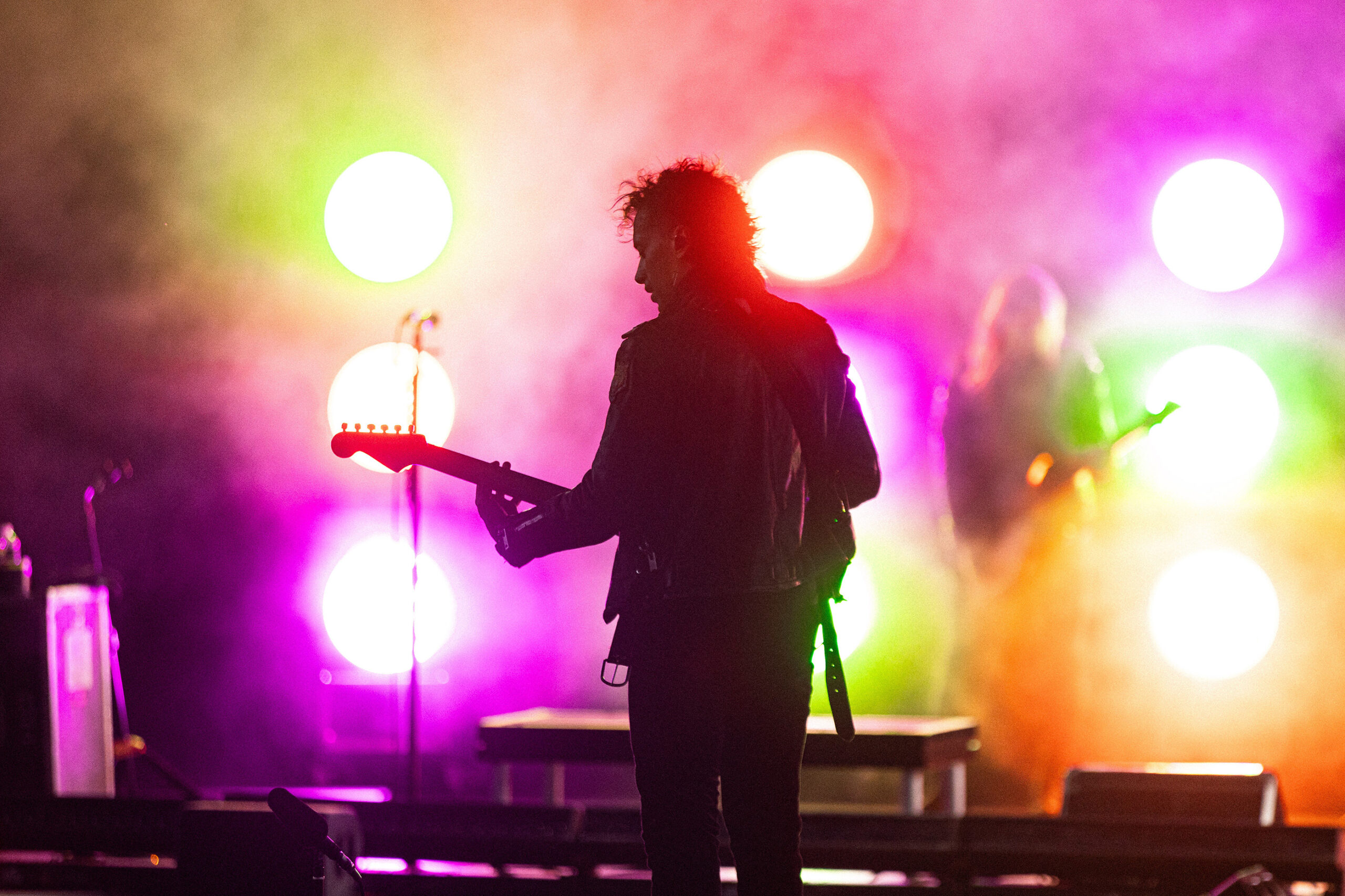 Jamel Hawke, lead guitarist and backing vocalist for Boys Like Girls, shreds guitar during their set.