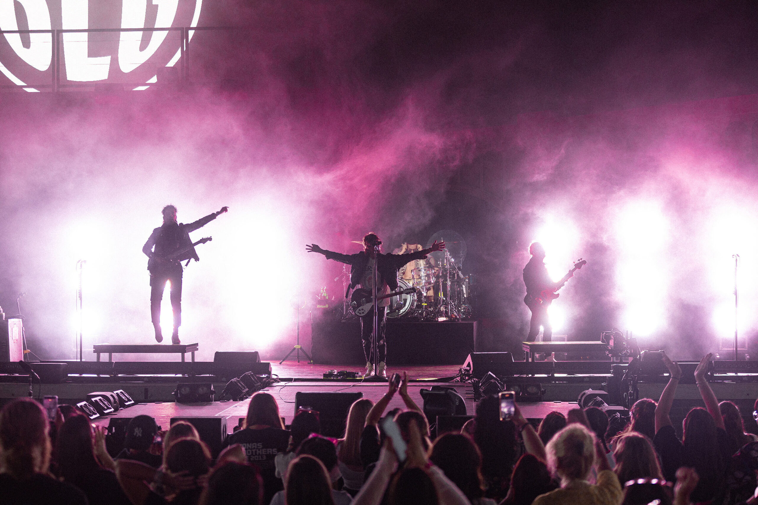 Boys Like Girls kick off the evening as special guests, playing fan favorites such as “Two Is Better Than One.”