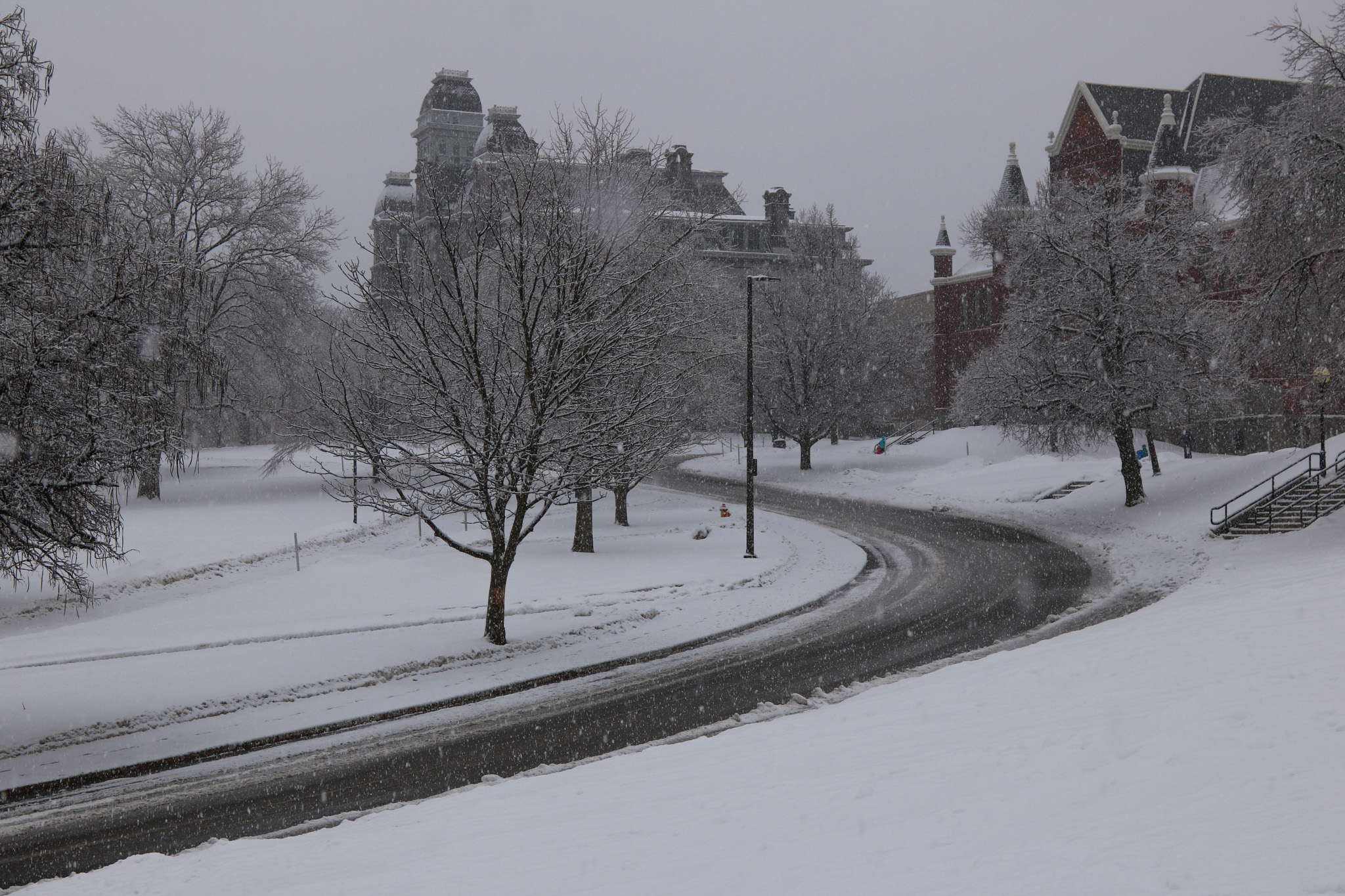 SU to reassess 2026-27 fall calendar dates after student feedback