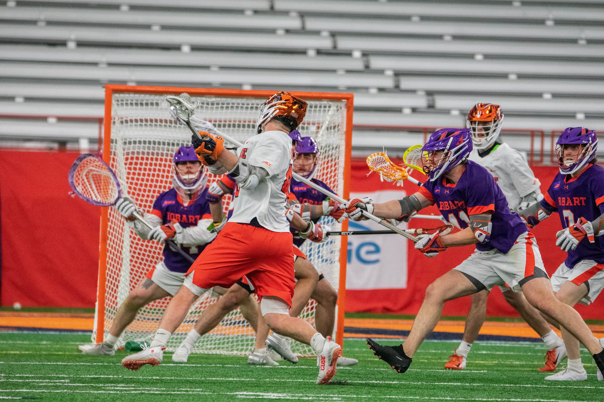 A reinvigorated Syracuse team is prepared to 'shake up the room' after 3rd straight win - Vimarsana News