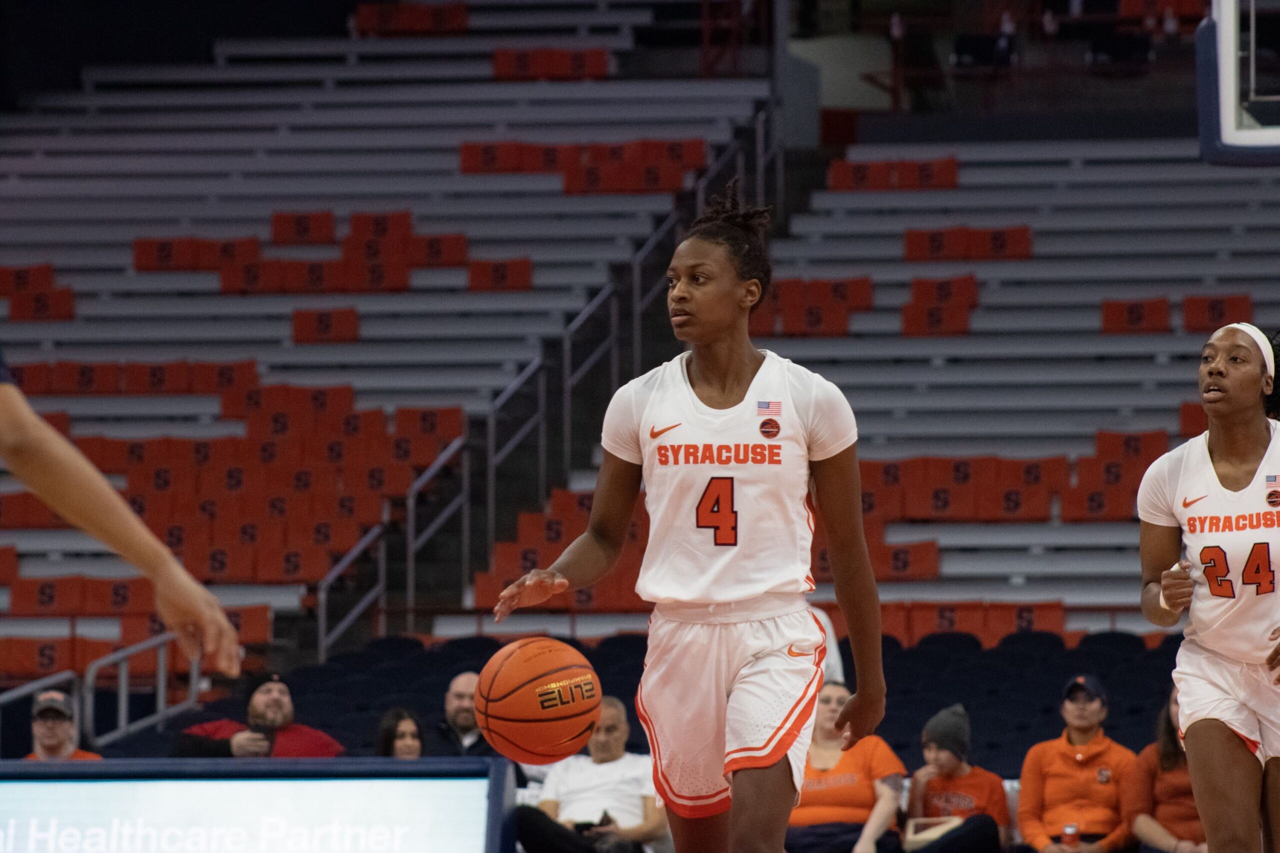 Syracuse guard Teisha Hyman enters transfer portal - Vimarsana News