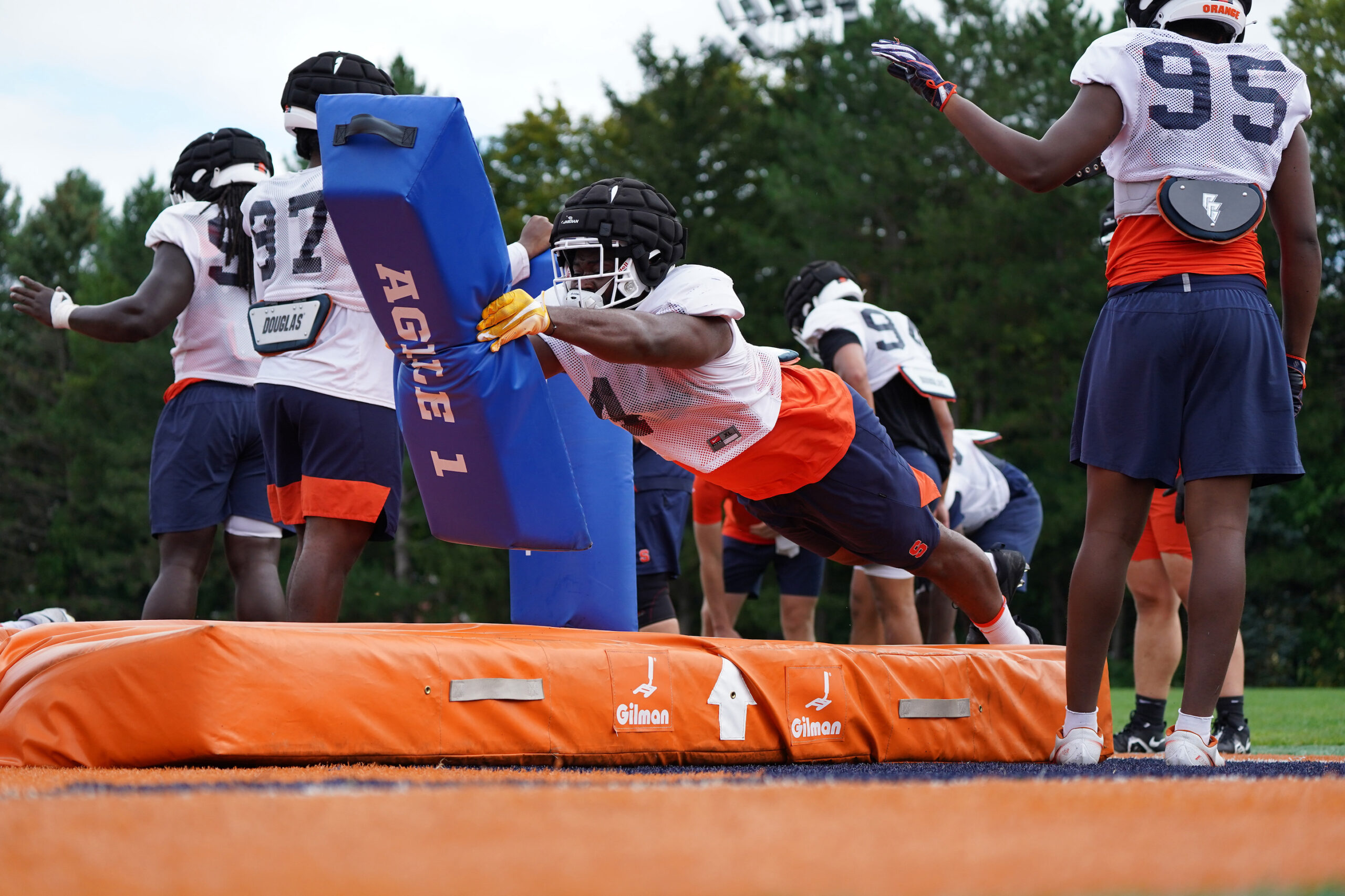 Veteran presence, young talent give SU newfound defensive line depth - Vimarsana News