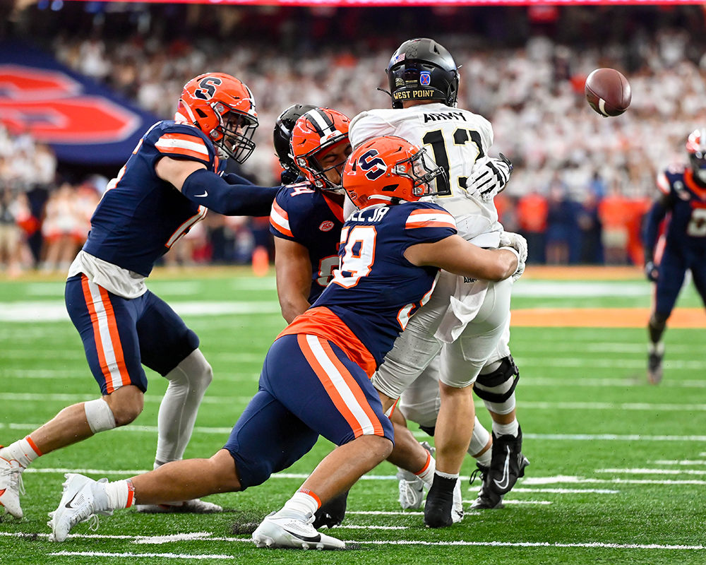 Dino Babers rules Denis Jaquez Jr. out for season - Vimarsana News