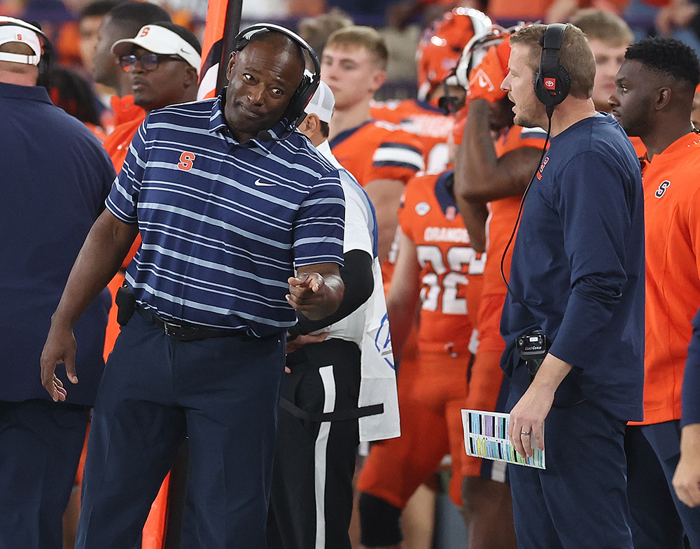 Jason Beck coaches from sideline, increases communication but not points in SU's loss to BC - Vimarsana News