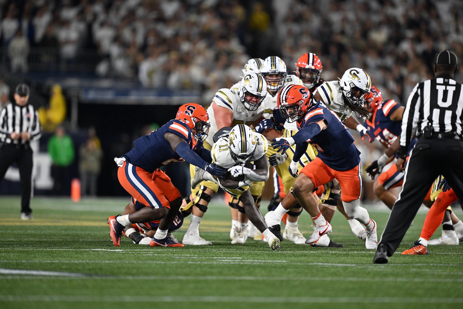 The Next Day: Dino Babers tried everything in last game as head coach. Nothing worked - Vimarsana News