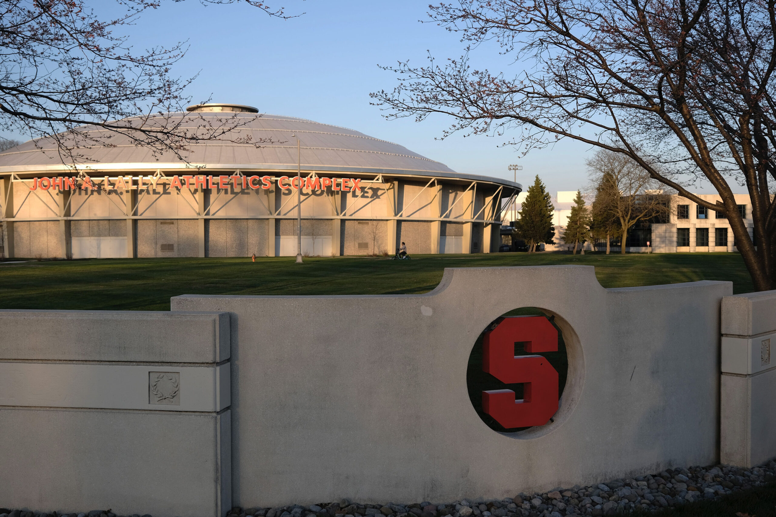 Court restores section of lawsuit against SU for possible retaliation in Chase Scanlan domestic violence case - Vimarsana News