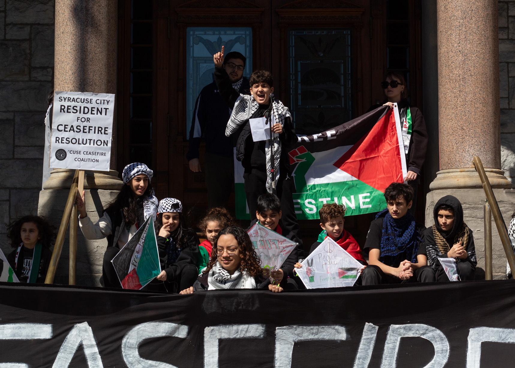 Rally highlights impacts of Israel-Hamas war on children - Vimarsana News