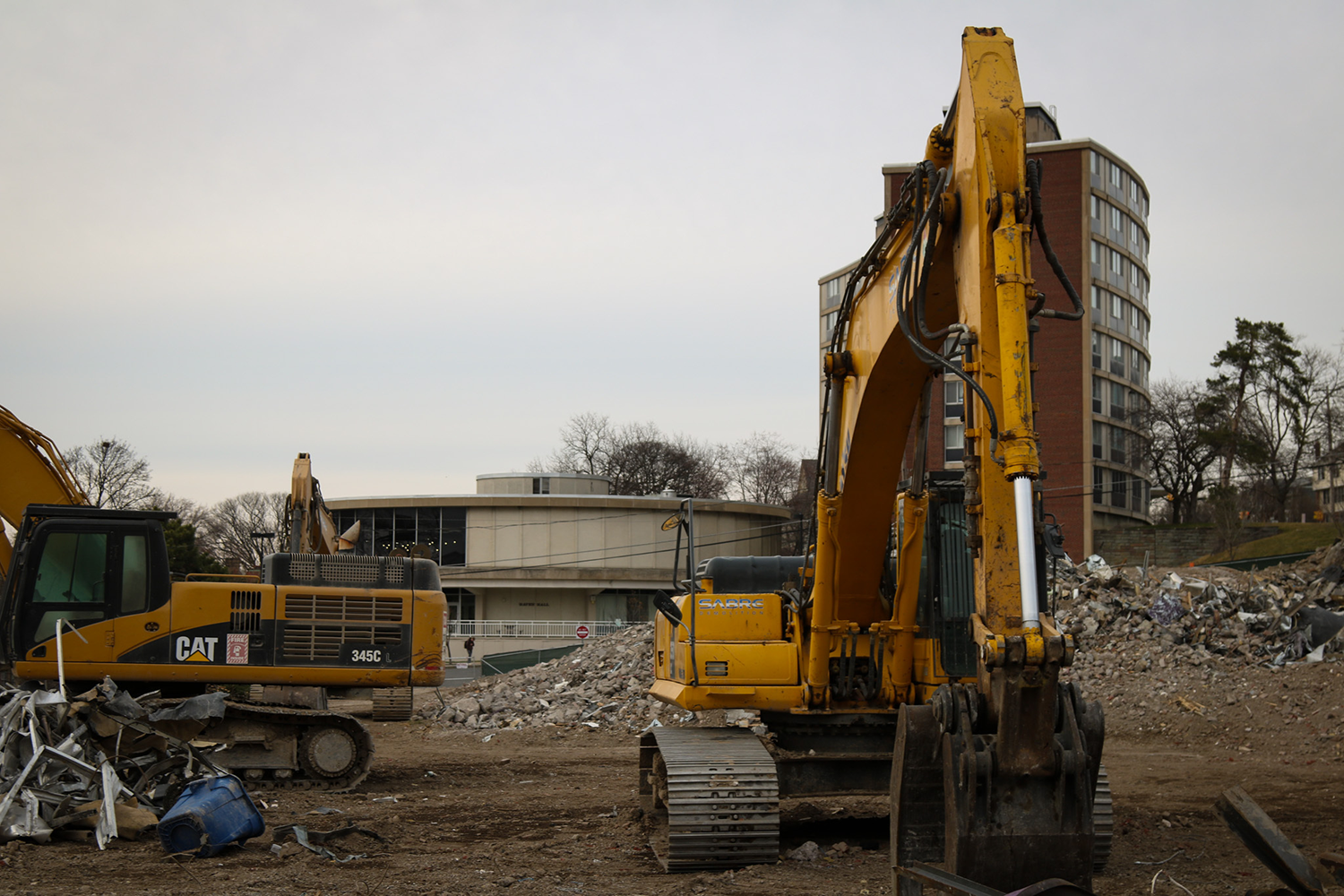Syracuse University advances building construction